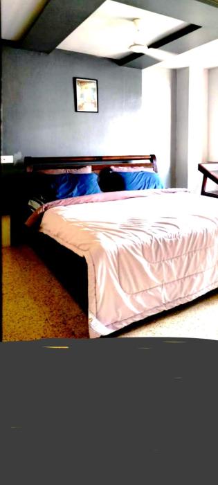 swanky25 with single AC Bedroom