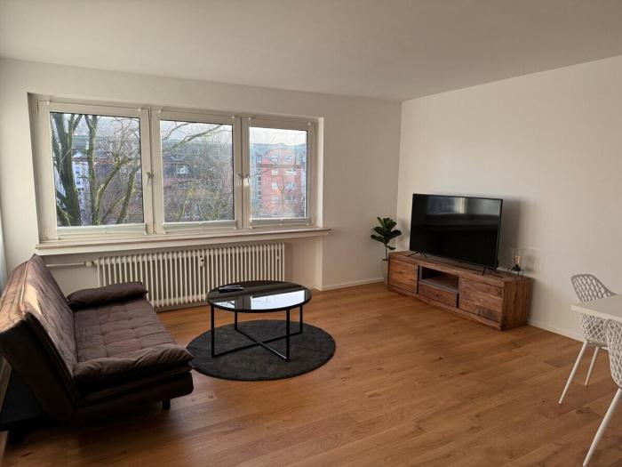 3 Zimmer Wohnung mit Garten