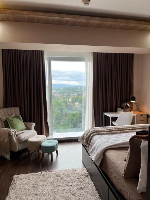 Modern 1BR Aeon Towers City with Mt Apo View Few Steps to Abreeza Mall