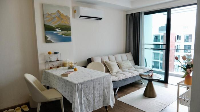 Chiang Mai C8 Vacation Apartment High Floor with Swimming pool landscape Room Preferred Residence