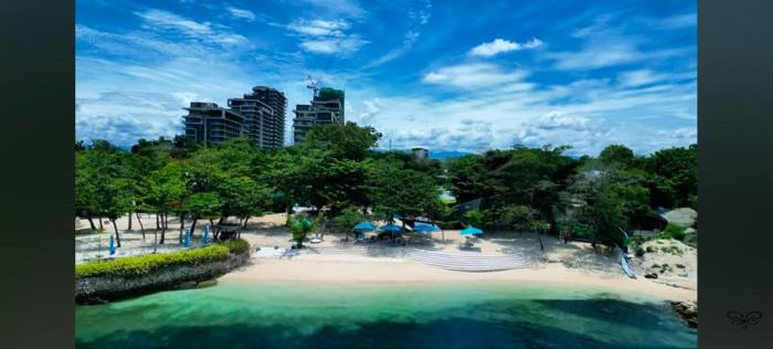 70 sqm Beachfront in Lapulapu near Mactan Airport near Tambuli