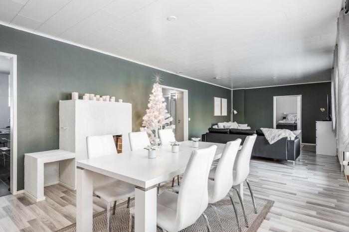 Santas choice for Aurora hunters , Sauna and jacuzzi