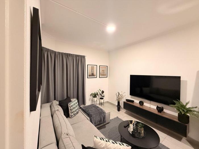 Circa Illovo Apartment 2322