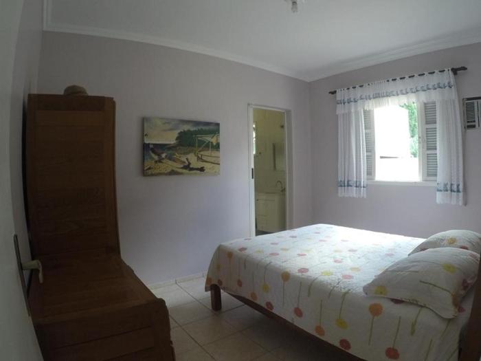 Ap com suíte 250 metros da praia