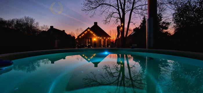 Goldenescape 6P Vip huis met Royale tuin en hottub 110