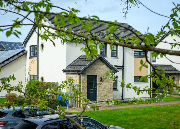 2 Bed Property, Beauly