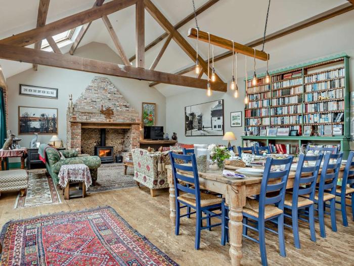 5 bed in Wiveton KT021