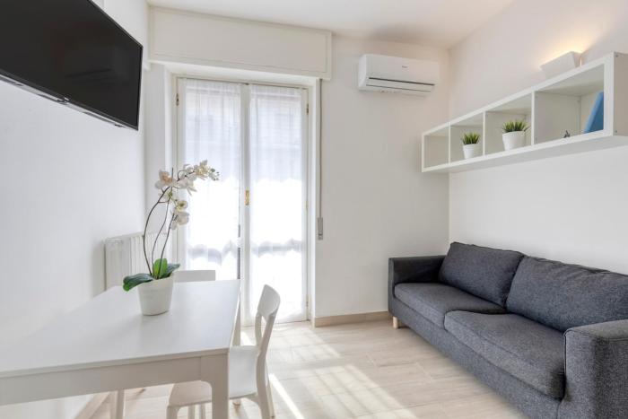 Puricelli 1 - Jungle Suite - B Home