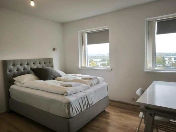 JM Cozy two bedroom apartment