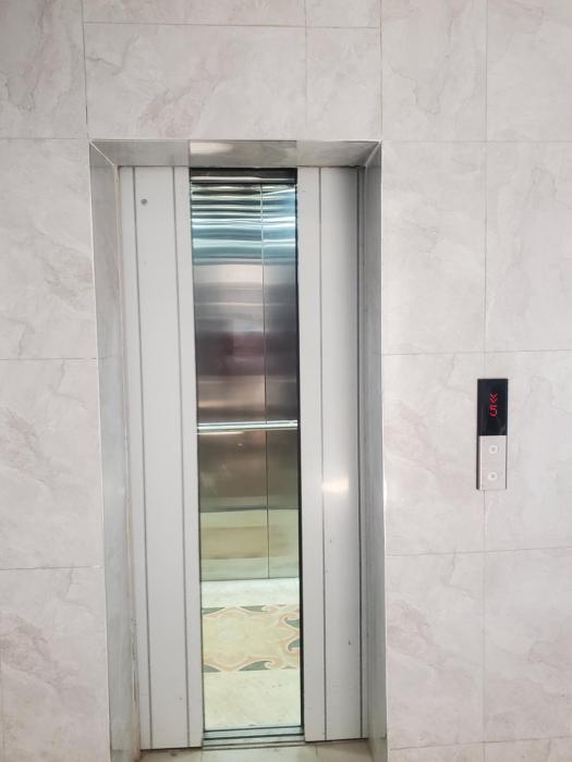 Royal Nest with Packing and Lift