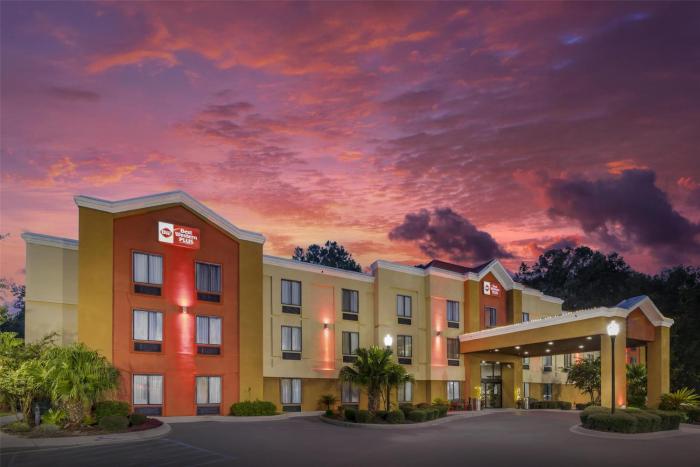 Best Western Plus Richmond Hill Inn