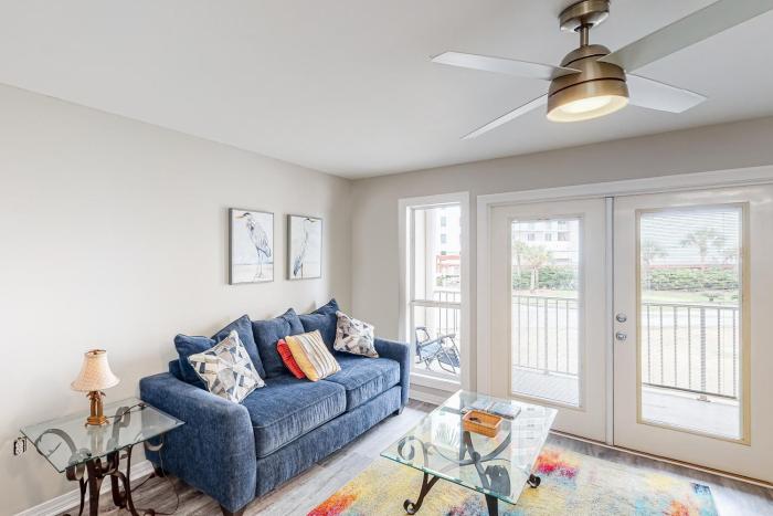 Grand Caribbean East & West W204