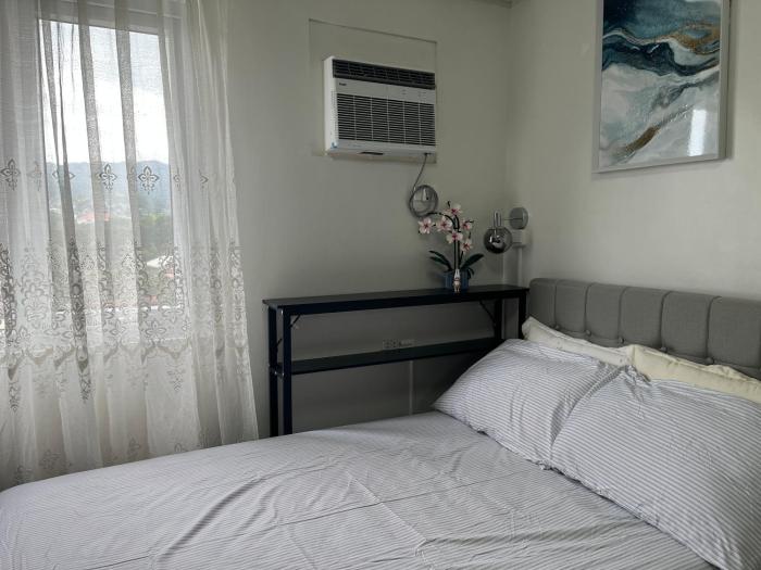 Great Ambience nearby food and entertainment outlet