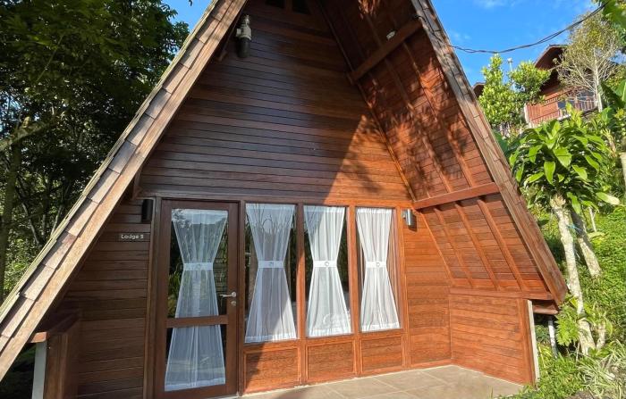 Mountain View Eco Lodge