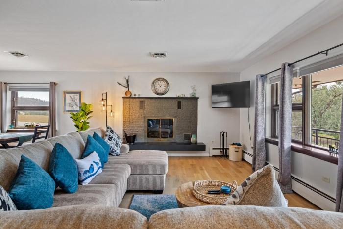 Country House for a City Mouse