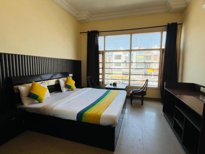 Hotel Kingston, Zirakpur