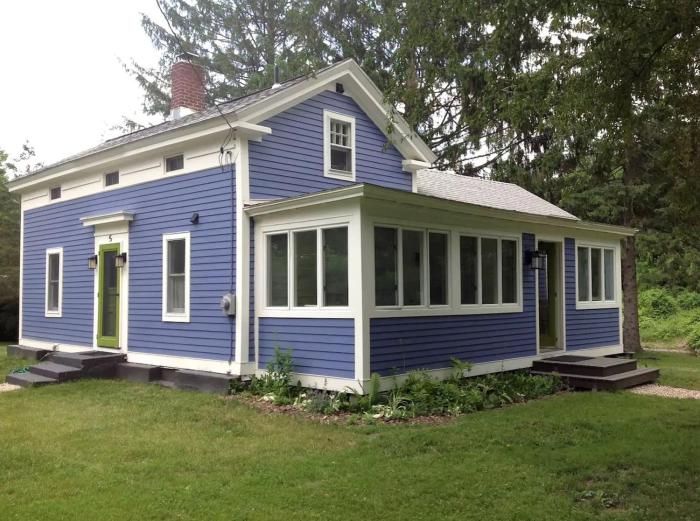 Secluded Cabin with Gorgeous Views near Stockbridge in Berkshires of Massachusetts