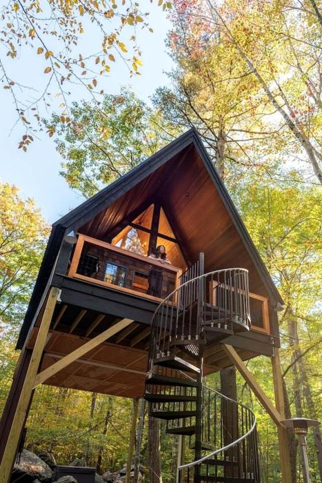 Eco-Friendly Solar Powered A-Frame Treehouse with Hot Tub and Private Dock on Littlefield Pond, near Wells, Maine
