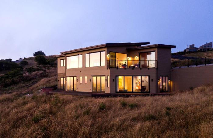 Sky House Boutique Seaside Retreat With Cinema Near Dillon Beach