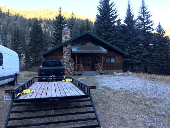 Enchanting and Secluded Log Cabin Rental in Red River, New Mexico