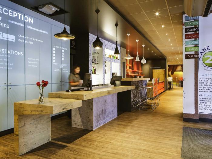 ibis Versailles Château