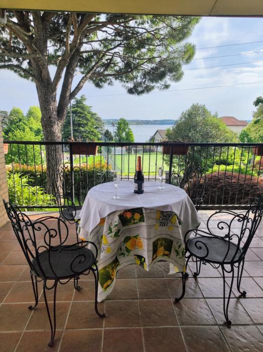 Beautiful villa on Lake Pusiano