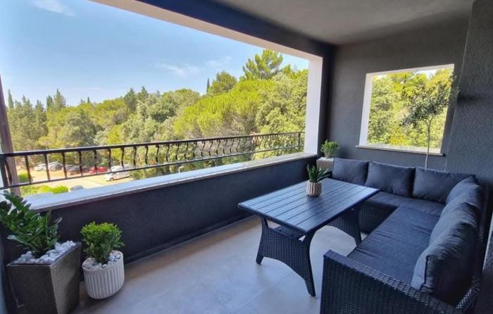 Apartment Jasna 2 by Villas Guide