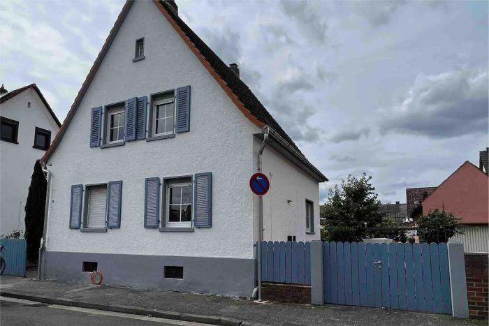 Freistehendes Haus mit grossem Garten zur alleinigen Nutzung