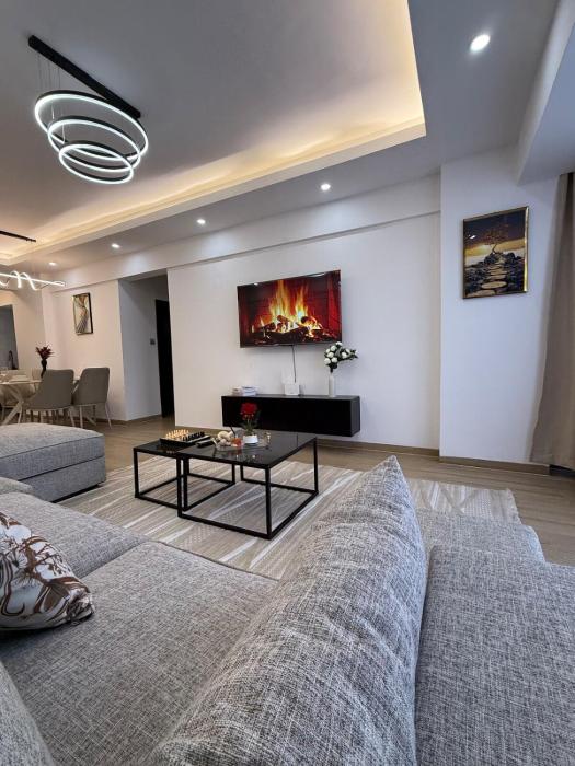 Spacious Modern 1BedRoom Apartment by Velvet Homes