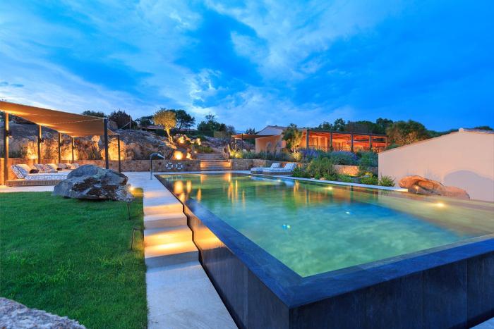 Villa Six - Your Seaside Retreat at Salinedda Beach Villas