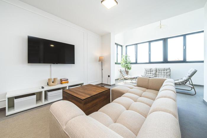 Zagreb 185 - 2 Bedrooms - Parking - Balcony - New - Apartment - Flexible Keybox Entry - Modern - Monthly Rent - WiFi