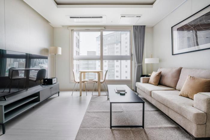 Blueground Sinseol city view nr Cheonggyecheon SEL-51