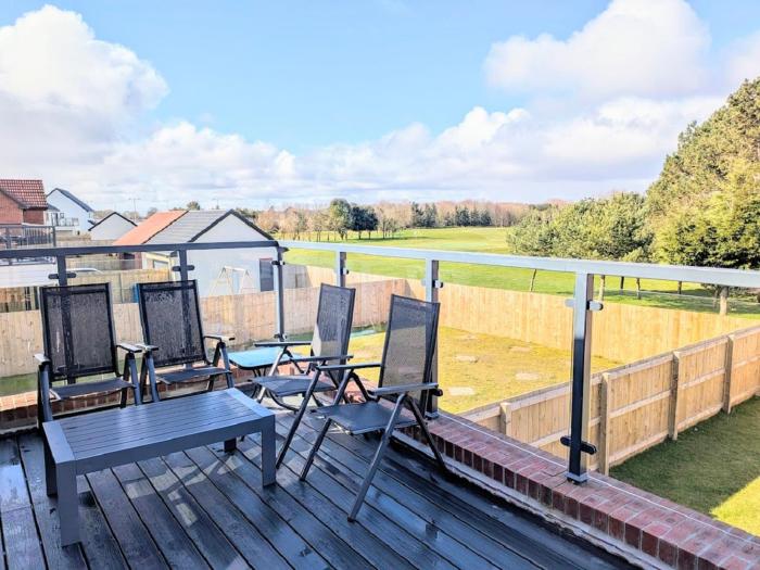 Driftwood with Free Parking and Sea Views