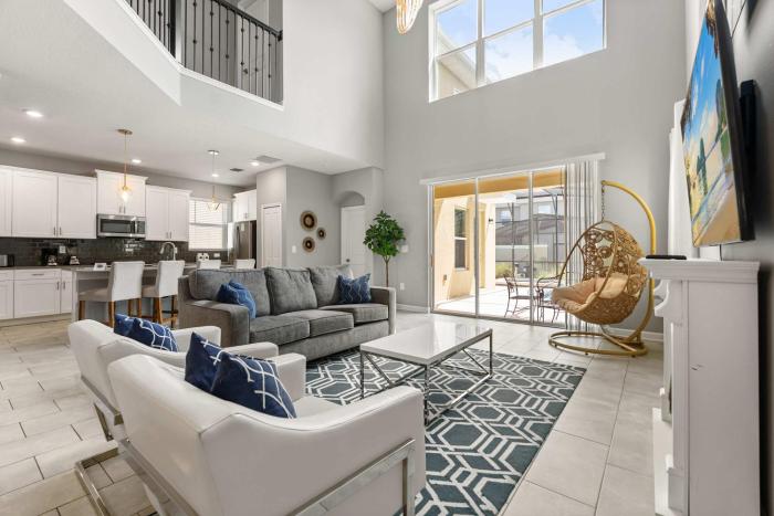 Upstay Modern 5BR Resort Home w Pool & Hot Tub