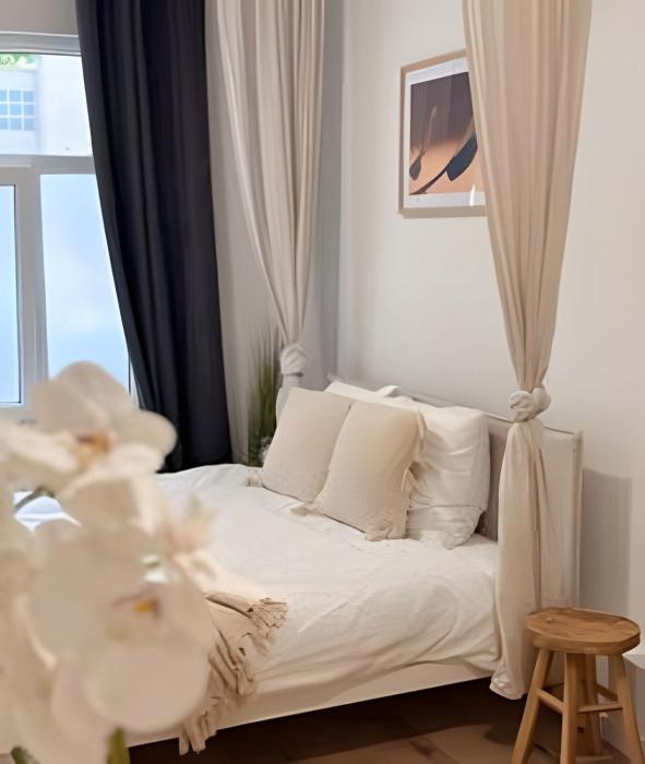 Comfortable studio 10 min from Midi Station and 15 min from Brussels center