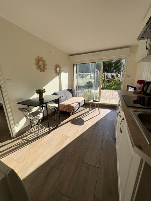 À Quelques pas de la Gare