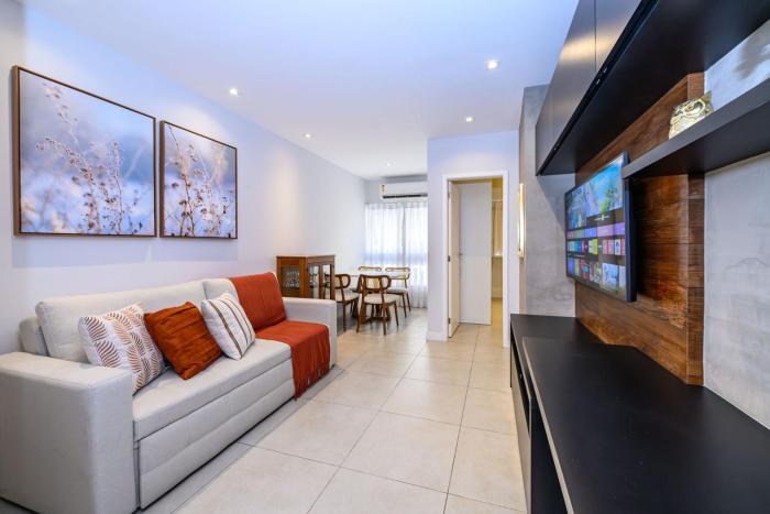 Live a dream in the heart of LEBLON