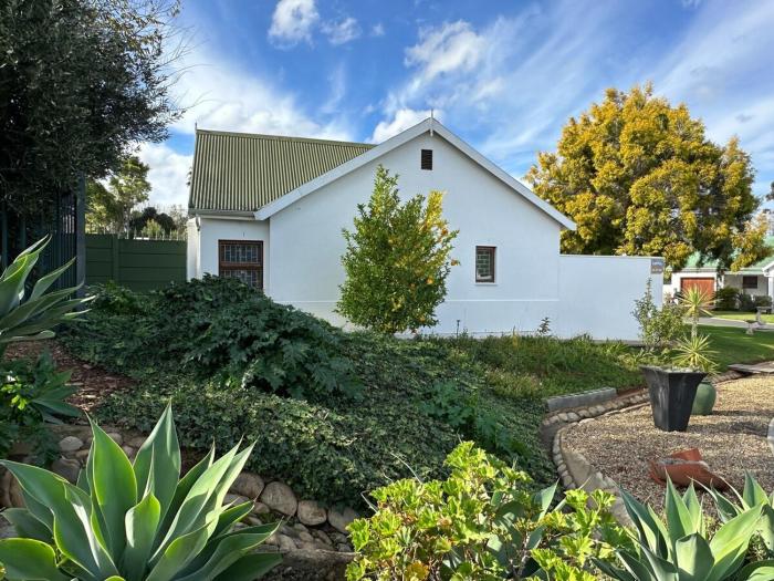 Rose Garden, a Self-catering cottage