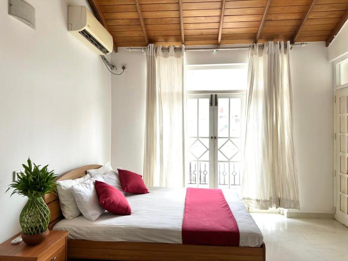 New Olive Villa