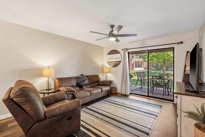 Coffman Escape - Stay for 6