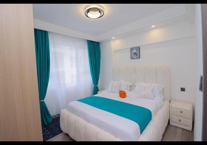 Cove haus- Ngong hills views 11th floor Big bed