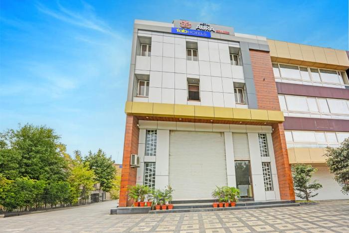 FabHotel Aura Grande