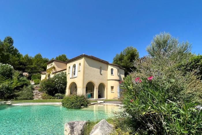 Villa Clara luxery house on Pont Royal Golf