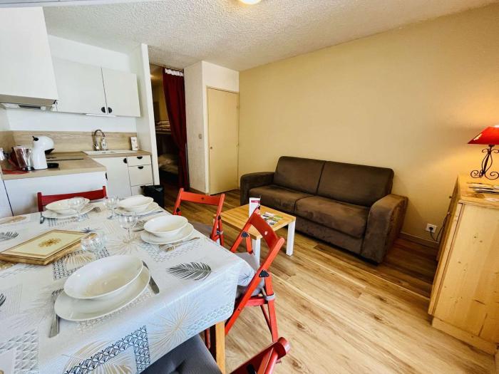 Studio cosy avec balcon, 4 couchages à Vars, proche pistes et commerces - FR-1-330B-211