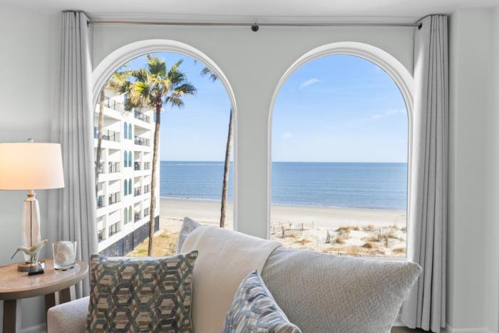 New Listing! Seascape 317 - View! Beach! Pool!