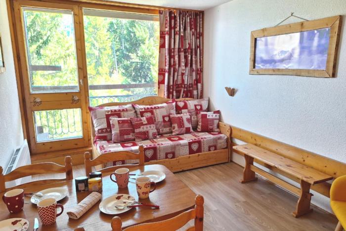 Breathtaking view of Mont-Blanc calm assured