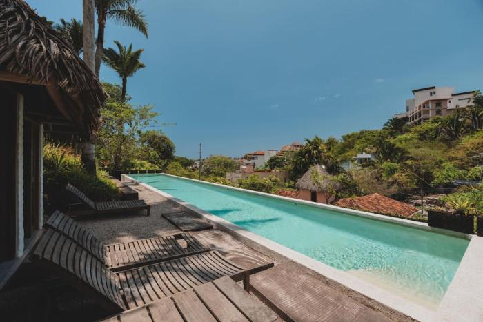 Jungle luxe retreat with pool