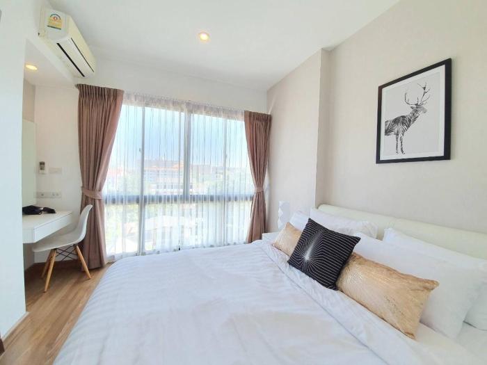 Live in Nimman High Floor And Rooftop Pool