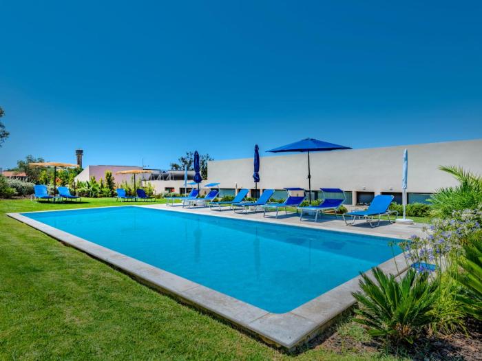 Apartment Suites Sunny Hill-6 by Interhome