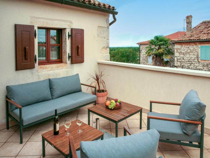 Apartment Capo Malvazija by Interhome